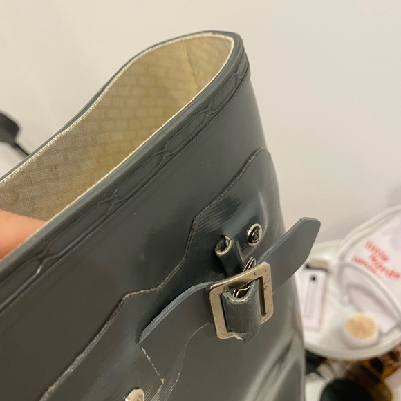 Hunter Rainboots - Picture 2 of 3